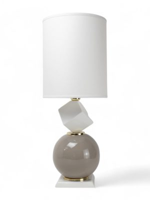 LUME-KUBIK-GRANDE-TORTORA-CON-CILINDRO-BIANCO-2-Photoroom.jpg